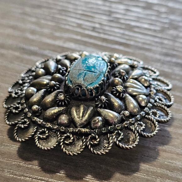 Vintage Egyptian Style Silver Brooch with Blue Carved Scarab - Picture 5 of 7